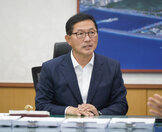 (07.01.시장실) 목포시장 사무인계 인수서 서명